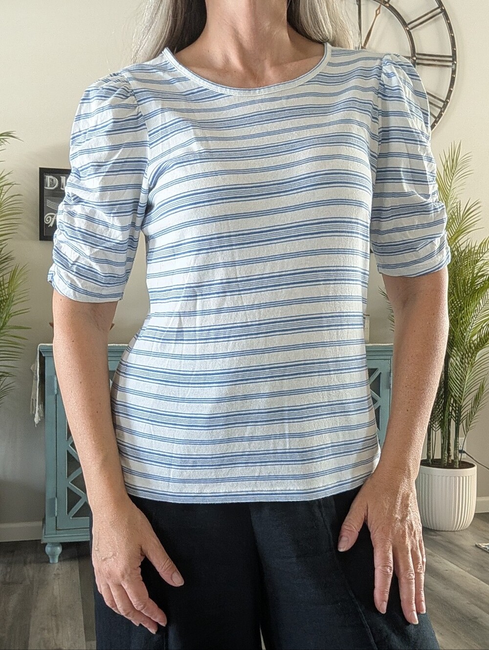 FRAME ruched sleeve cotton tee S M